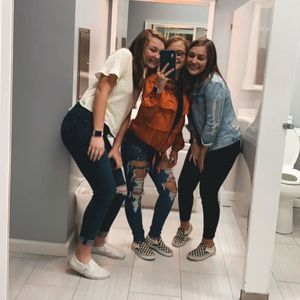 Meet your Posher, Alison